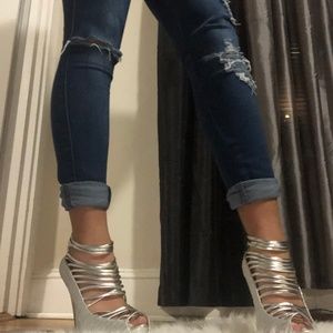 Wild Rose Silver Strappy Platform Size10